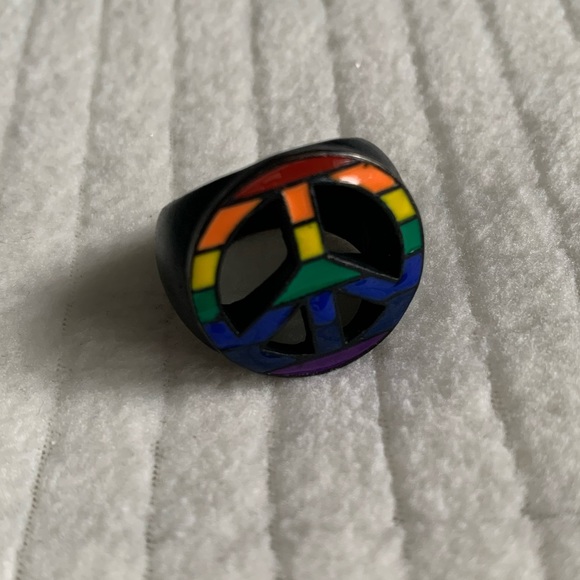 rainbow peace ring🌈☮️ - Picture 3 of 7